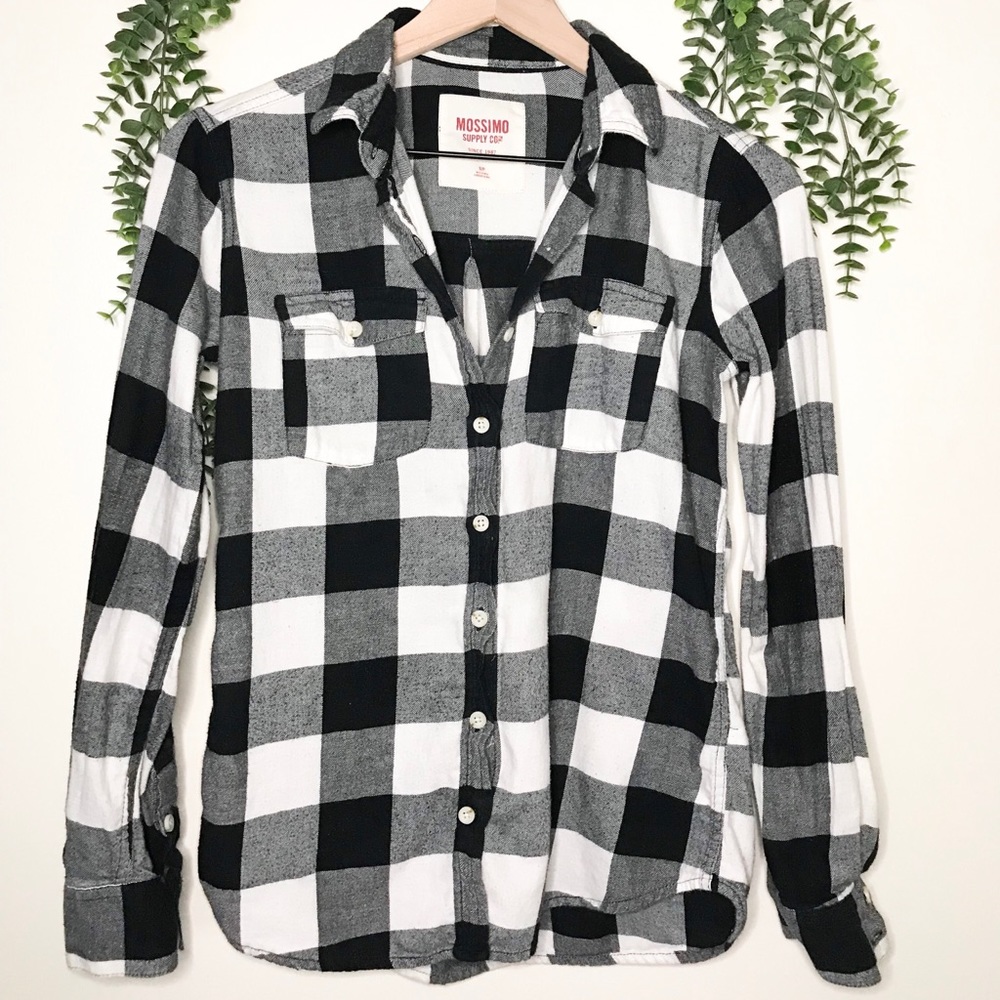Target black and white plaid top